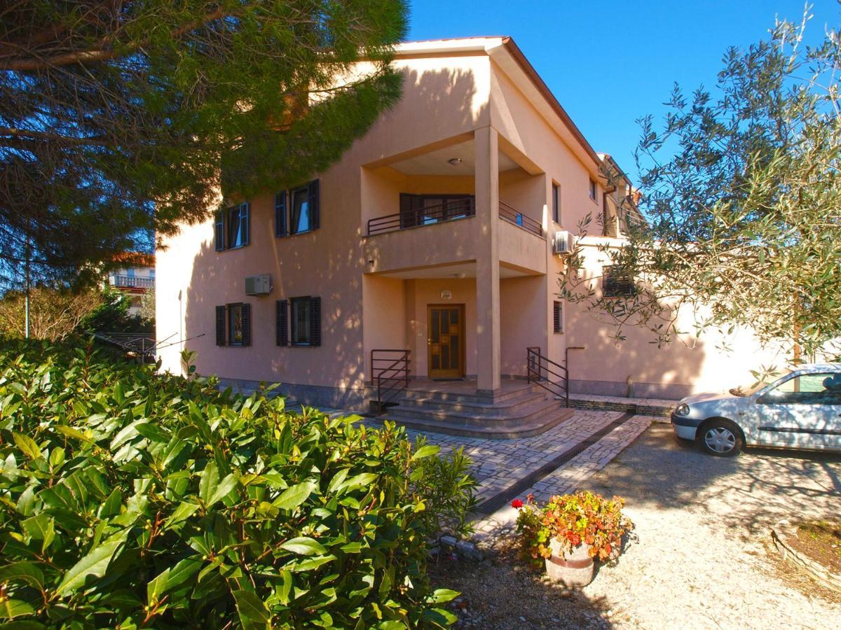 Apartment Josip 2011 Fažana Eksteriør bilde